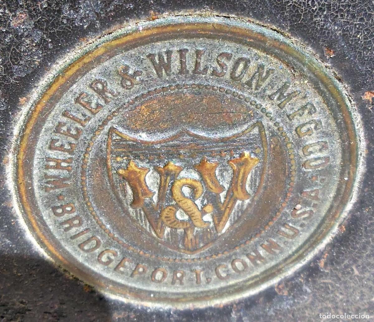 Antig&uuml;edades: M&Aacute;QUINA DE COSER WHEELER & WILSON MFG CO - HIERRO FUNDIDO - BRIDGEPORT, CONNECTICUT, USA 1860-1900