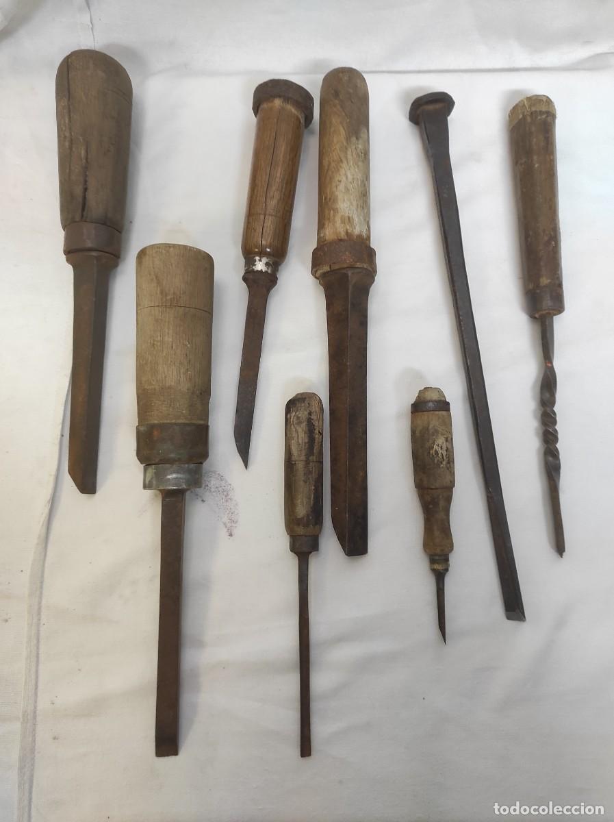 Antig&uuml;edades: Lote form&oacute;n, herramientas para trabajar madera desde los 17 cm hasta los 35.
