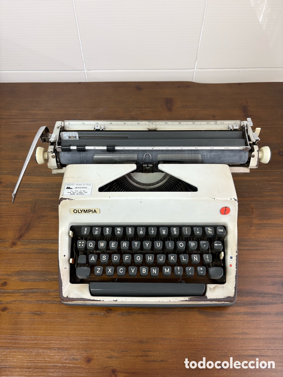Antig&uuml;edades: M&aacute;quina de escribir Olympia SG de oficina con teclado espa&ntilde;ol (&Ntilde;) &ndash; Vintage a&ntilde;os 60/70
