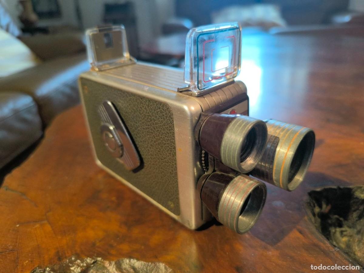 Antig&uuml;edades: ANTIGUA C&Aacute;MARA DE CINE A CUERDA CON TORRETA //KODAK BROWNIE// FUNCIONA