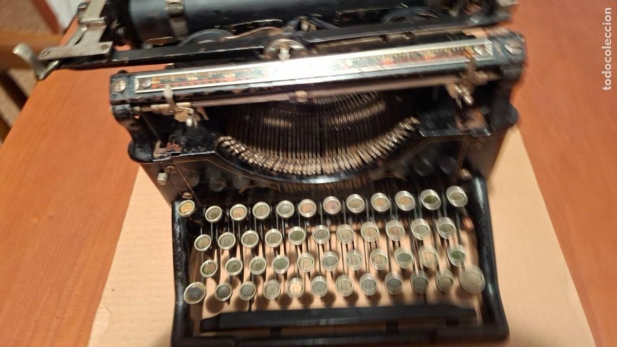 Antig&uuml;edades: M&aacute;quina escribir UNDERWOOD - Foto 3