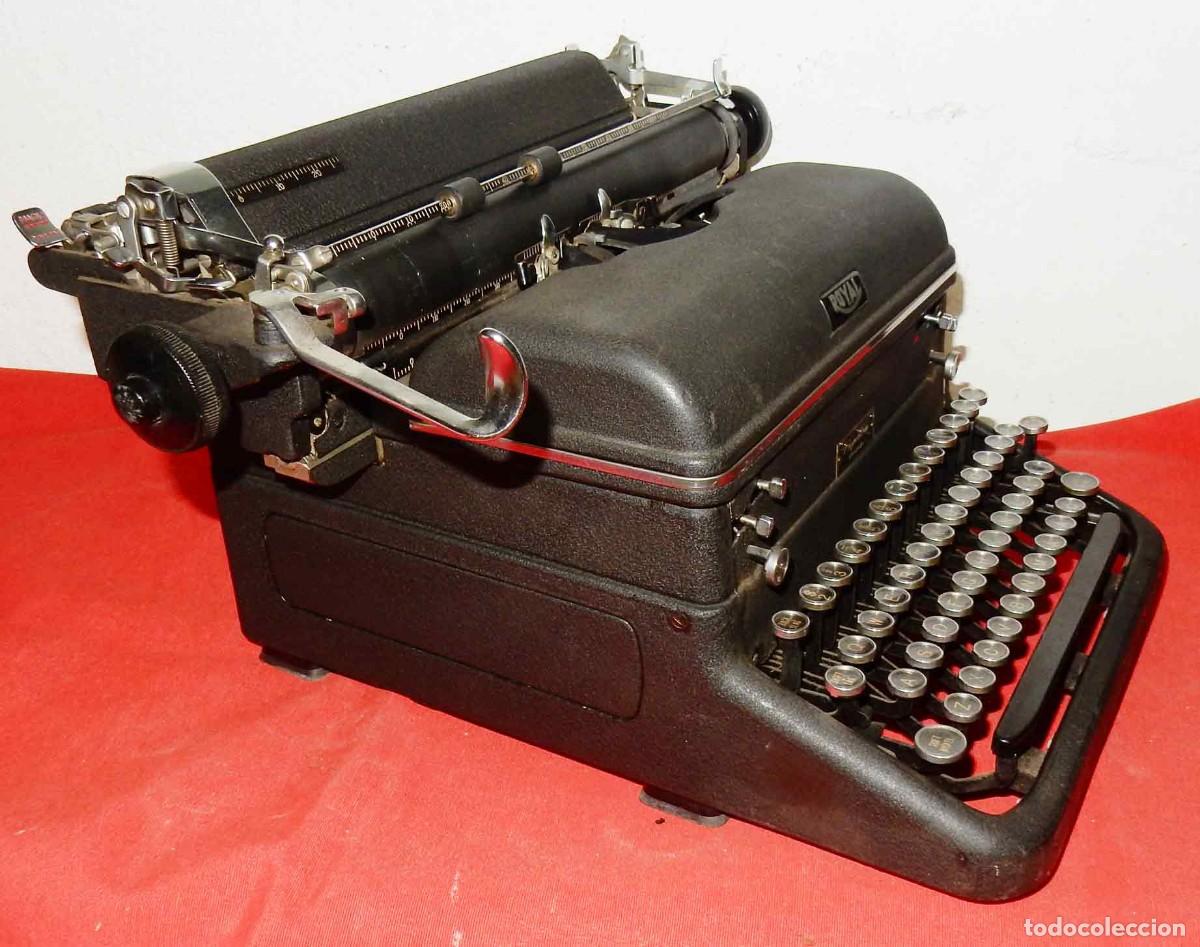 Antig&uuml;edades: M&aacute;quina de escribir ROYAL - Foto 5