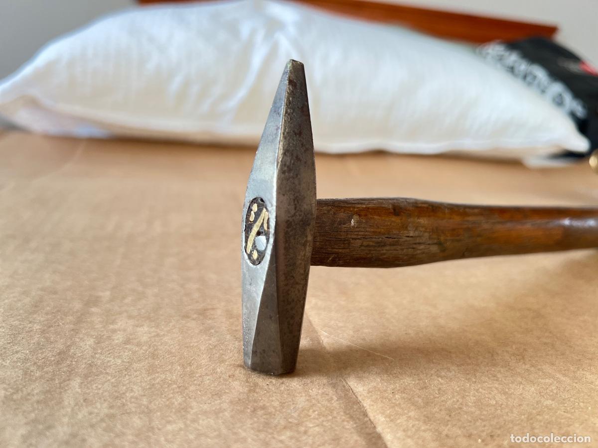 Antig&uuml;edades: Martillo de cristalero 27 x 8 cm