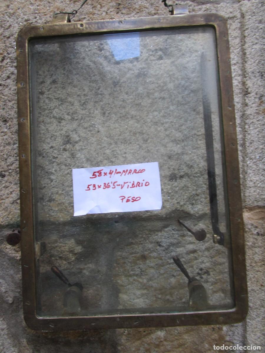 Antig&uuml;edades: ANTIGUO PORTILLO VENTANA ABISAGRADA DE BARCO, BRONCE, 14.5 KILOS 58X41x3.CM DE LOS 50's 15kg + INFO