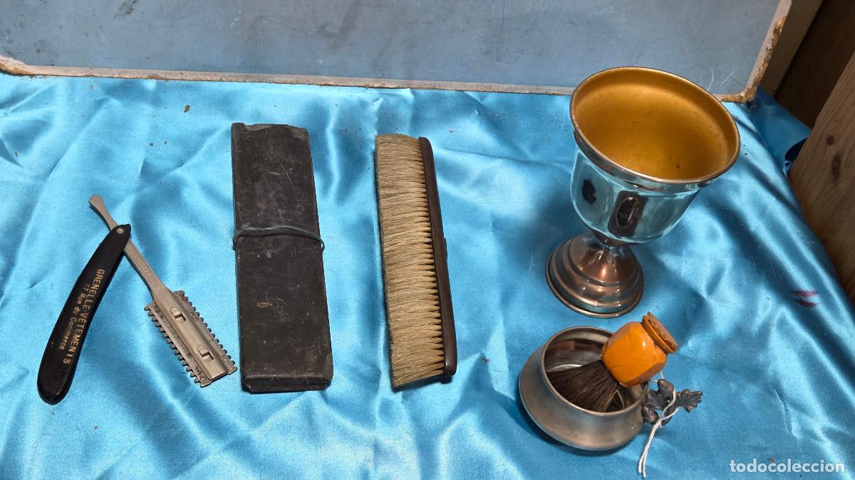 Antig&uuml;edades: lote de utencilios de barberia antiguo