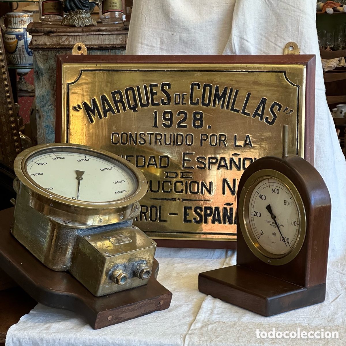 Antiquit&eacute;s: Conjunto de 2 man&oacute;metros industriales. El Ferrol del Caudillo y Sydney Smith. Naval artiller&iacute;a.