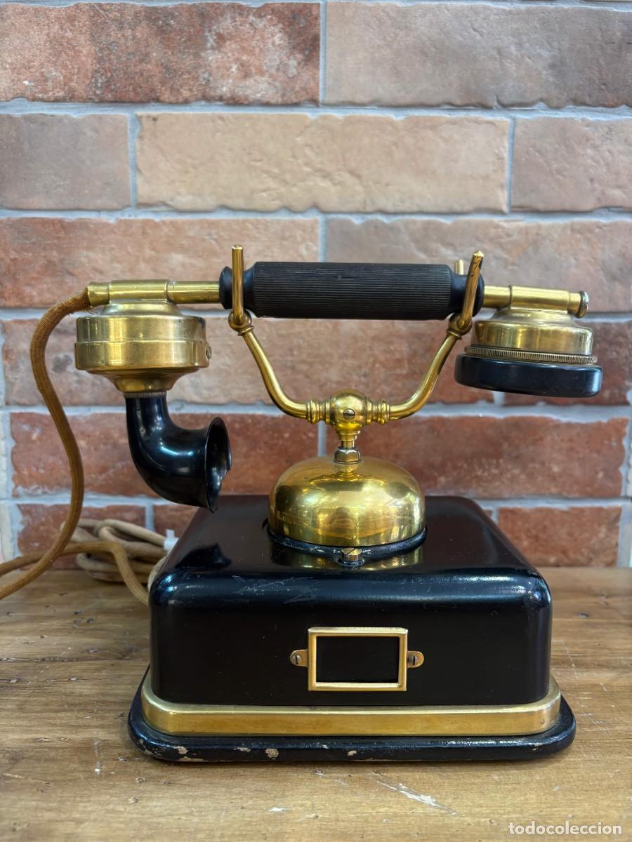 Tel&eacute;fonos: Tel&eacute;fono antiguo de mesa en baquelita y lat&oacute;n de los a&ntilde;os 30