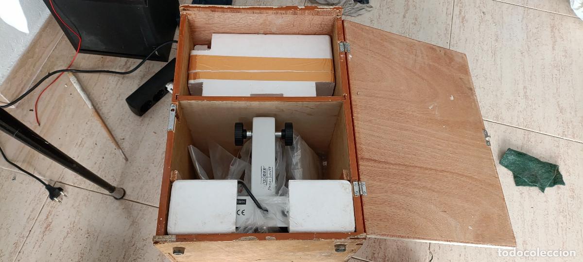 Antig&uuml;edades: MICROSCOPIO BINOCULAR X2 Y X4 - Foto 7
