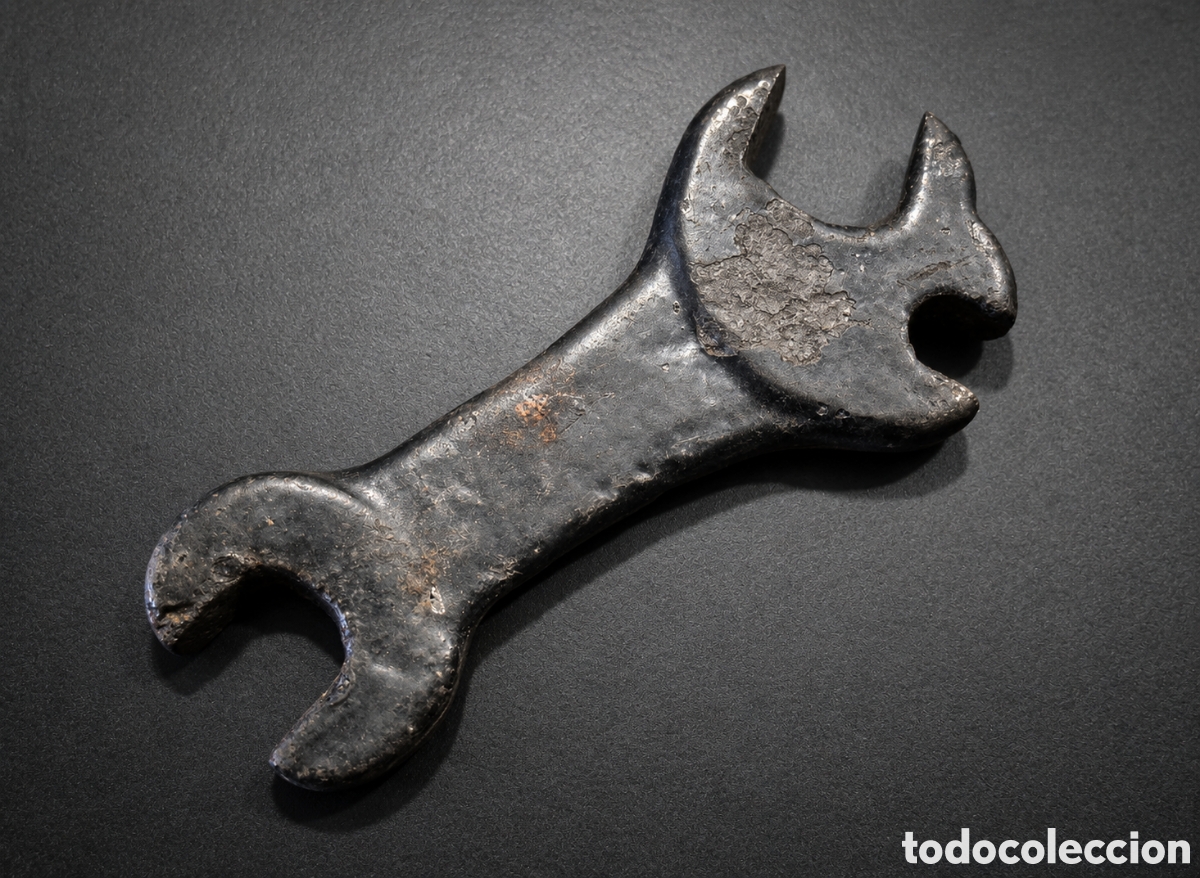 Antig&uuml;edades: Llave antigua de hierro de doble boca 11 cm herramienta antigua de taller forja colecci&oacute;n decoraci&oacute;n
