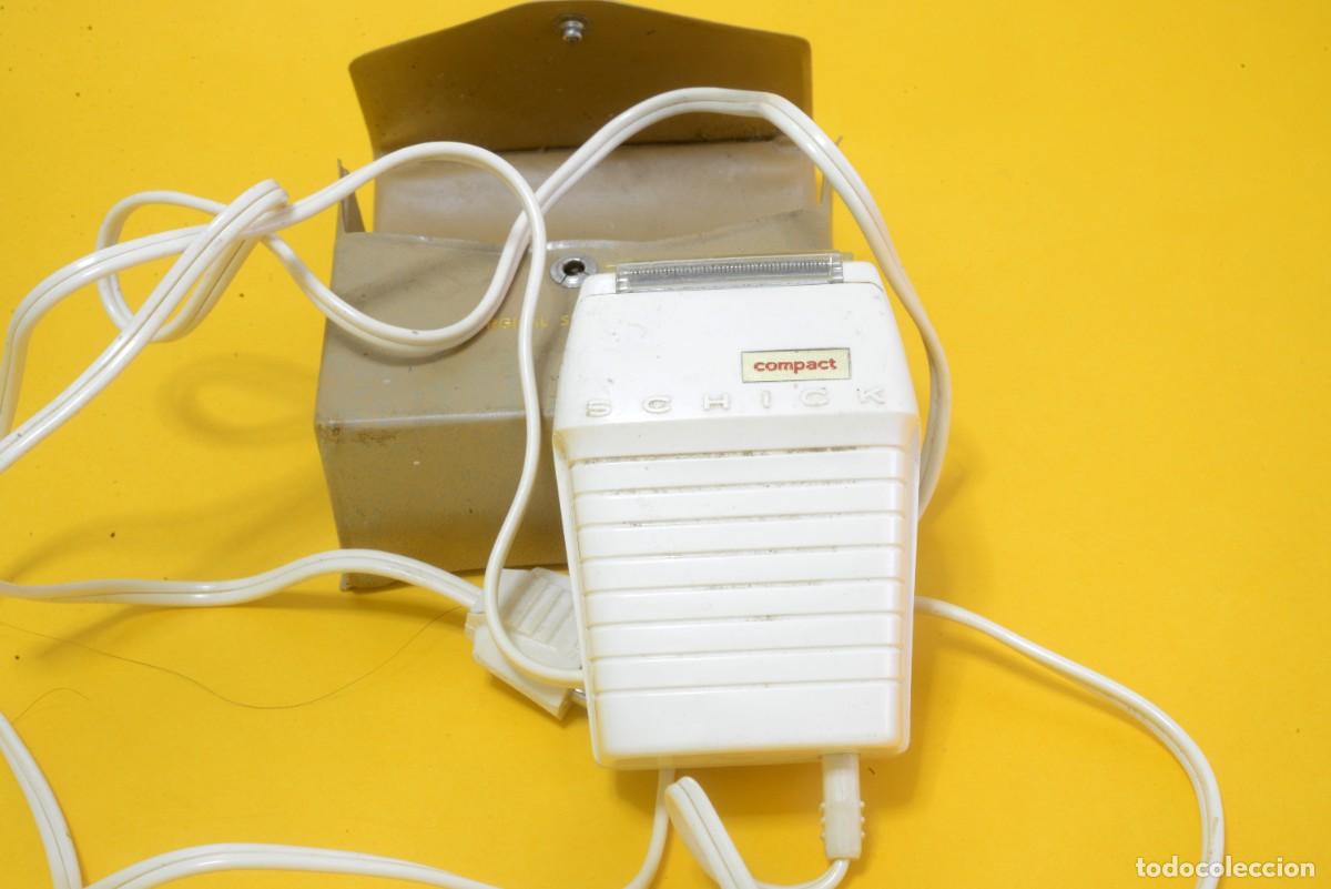 Antig&uuml;edades: Maquinilla de afeitar el&eacute;ctrica compacta Schick, a&ntilde;os 70
