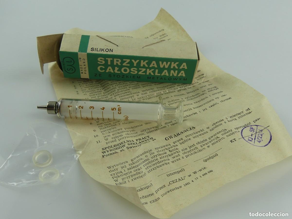 Antiques: ANTIGUA JERINGUILLA 5 ML. HIPOD&Eacute;RMICA DE VIDRIO NUEVA CON CAJA ORIGINAL.