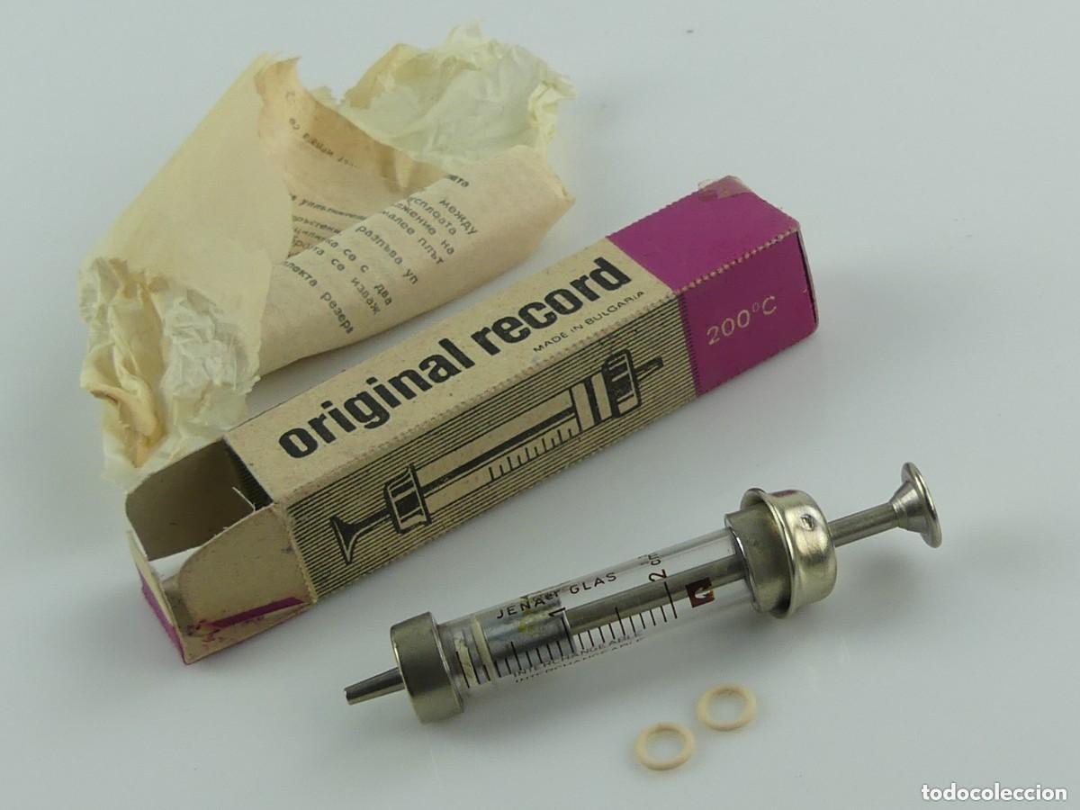 Antiques: ANTIGUA JERINGUILLA 2 ML. HIPOD&Eacute;RMICA DE VIDRIO NUEVA CON CAJA ORIGINAL.