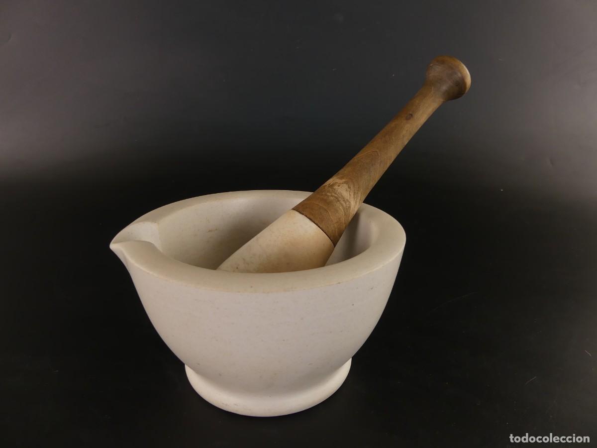 Antiques: MORTERO ALMIREZ DE FARMACIA LABORATORIO