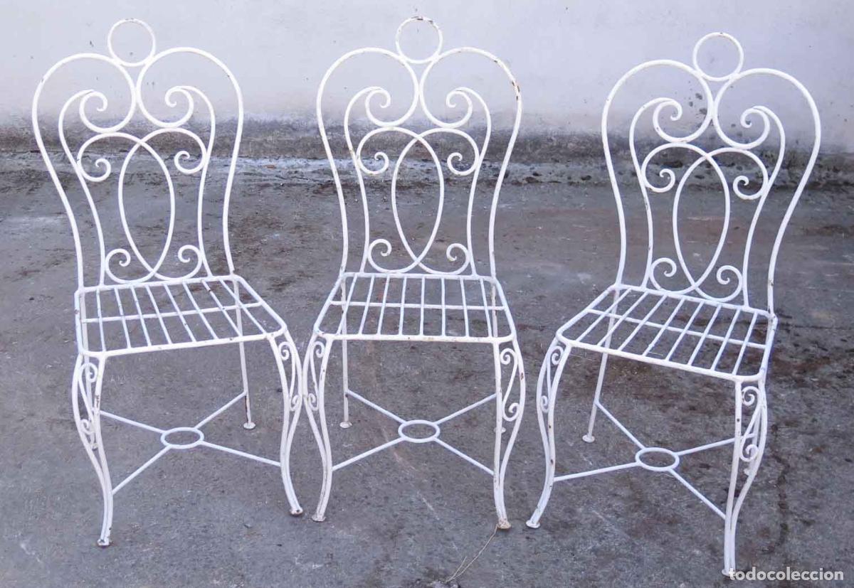 Antig&uuml;edades: CONJUNTO DE 4 SILLAS DE HIERRO FORJADO. PRINCIPIOS SIGLO XX. JARDIN