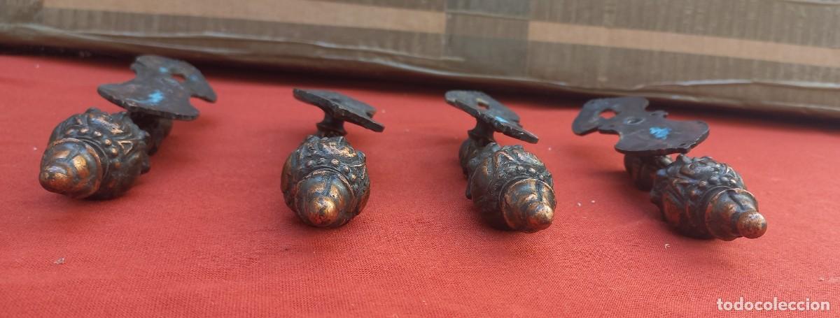 Antig&uuml;edades: 4 tiradores de bronce macizo con bocallave estilo barroco - Foto 10