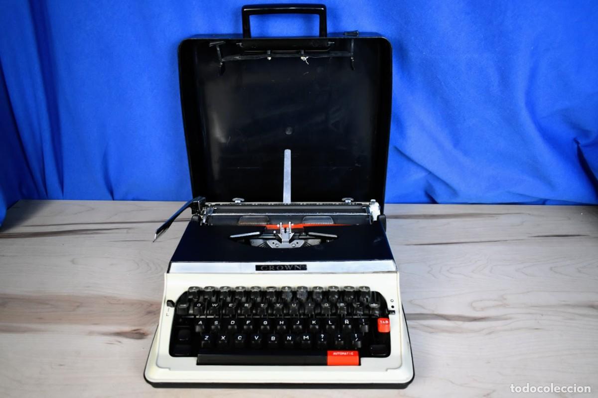 Antig&uuml;edades: Maquina de escribir Crown port&aacute;til a&ntilde;o 70