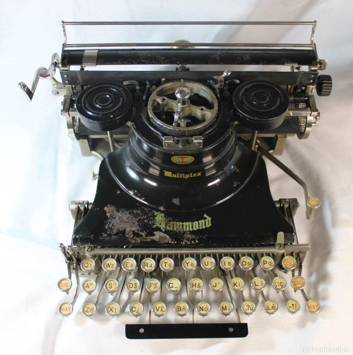 Antig&uuml;edades: M&aacute;quina de escribir HAMMOND MULTIPLEX B