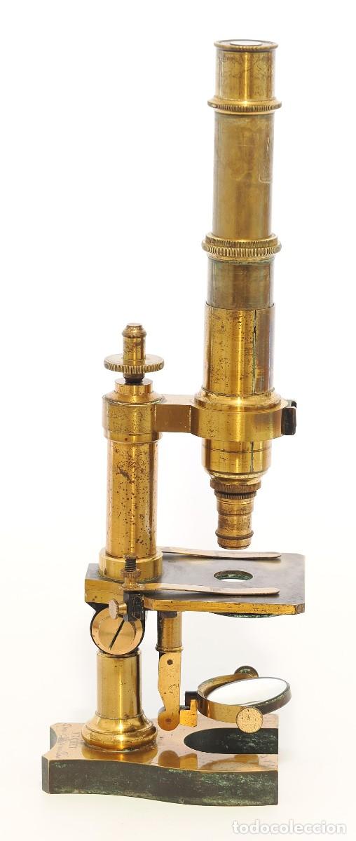 Antiquit&eacute;s: Microscopio antiguo Nachet en su caja original (c.1875)