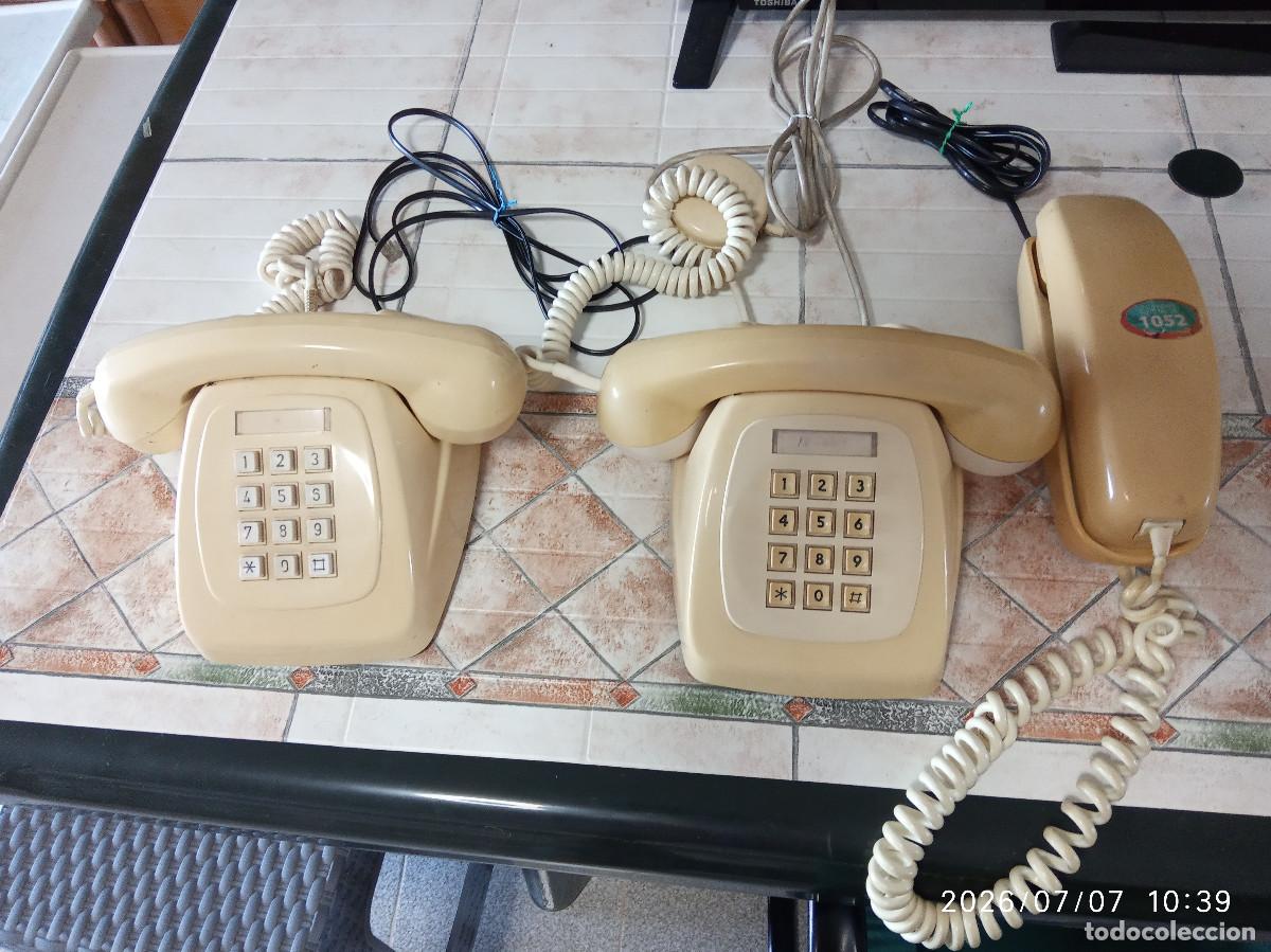 Tel&eacute;fonos: Tres tel&eacute;fonos marca Citesa.