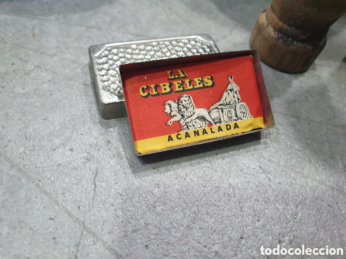 Antig&uuml;edades: Lote de utensilios de barber&iacute;a. (L64) - Foto 4