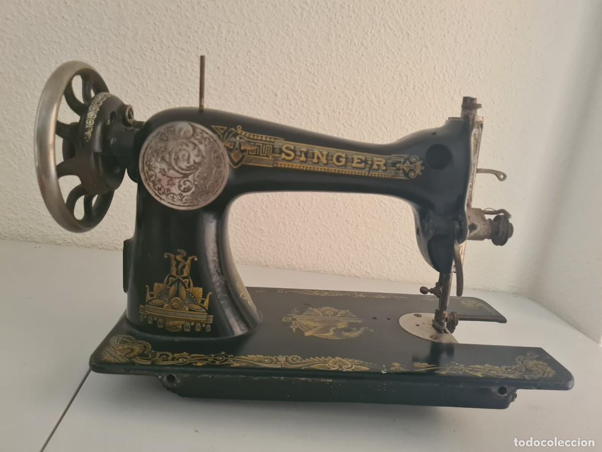 Antig&uuml;edades: M&aacute;quina de coser Singer - Foto 2