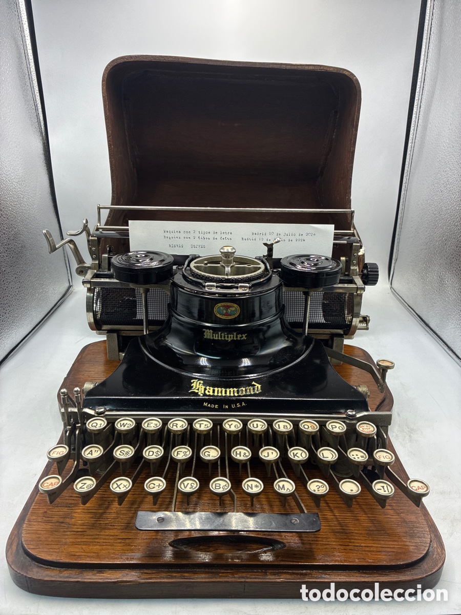 Antig&uuml;edades: M&aacute;quina de escribir Hammond M&uacute;ltiplex.