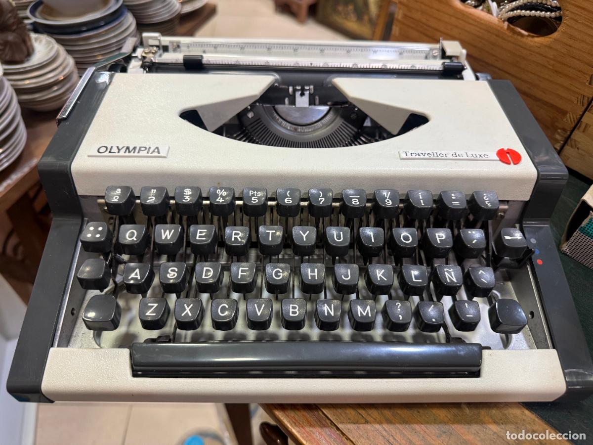 Antig&uuml;edades: MAQUINA DE ESCRIBIR OLYMPIA