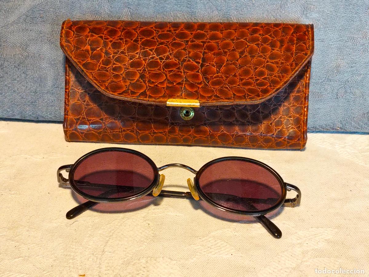 Antiquit&auml;ten: Gafas de sol antiguas negras vintage Gucci a&ntilde;os 80-90 con funda marr&oacute;n