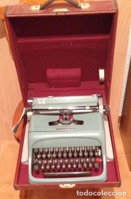 Antig&uuml;edades: M&Aacute;QUINA DE ESCRIBIR OLIVETTI