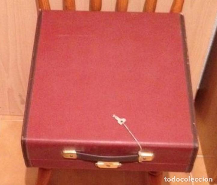 Antig&uuml;edades: M&Aacute;QUINA DE ESCRIBIR OLIVETTI - Foto 2
