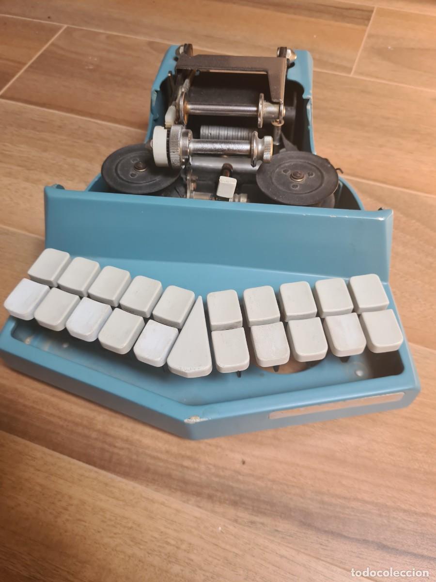 Antig&uuml;edades: M&aacute;quina de estenotipia
