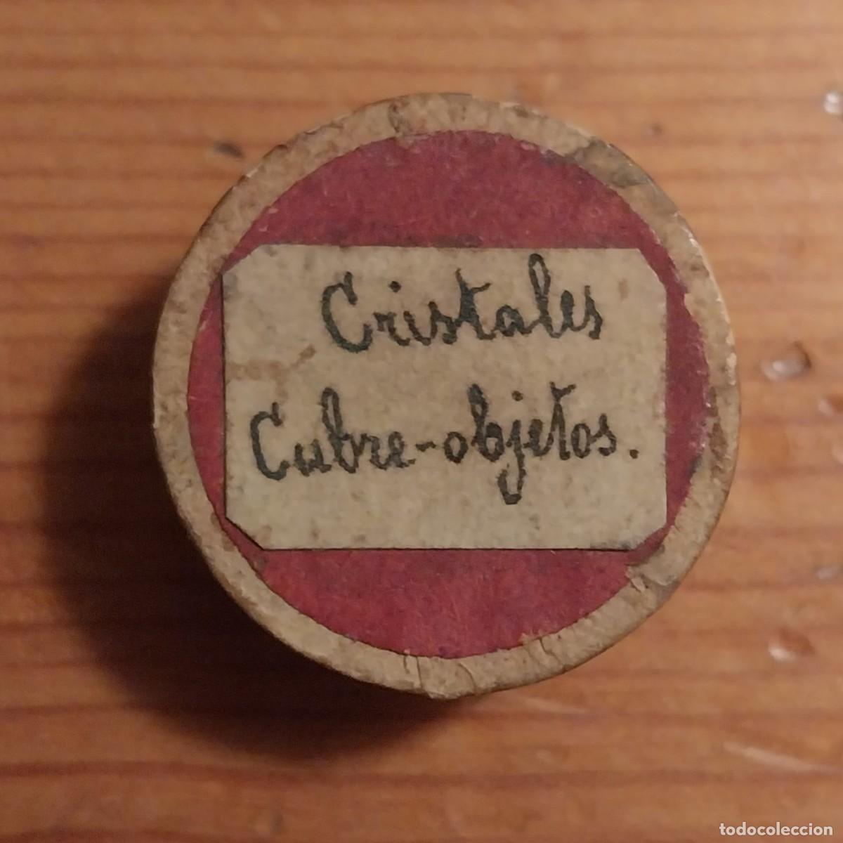 Antiques: Antigua cajita de cristales cubre-objetos. S. XIX.