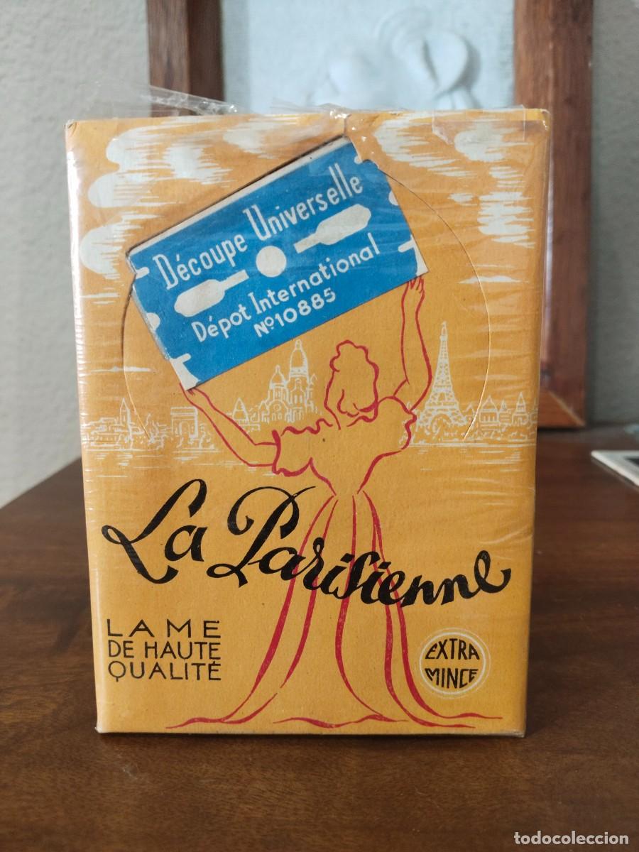Antig&uuml;edades: Caja de cuchillas la Parisienne. Con 20 cajas de 10 cuchillas cada una. Precintada. Nunca abierta.