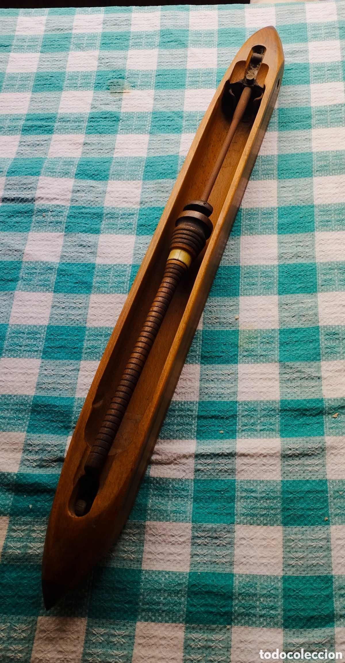 Antiques: ANTIGUA LANZADERA PARA TELAR TEXTIL LANERO - TERRASSA - +60 cm - ca A&Ntilde;OS 1960