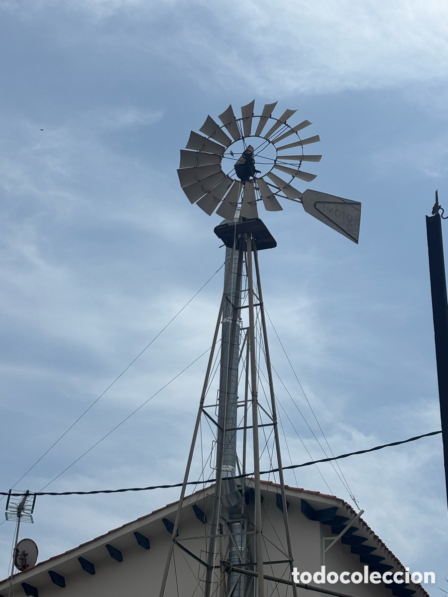 Antig&uuml;edades: Molino de viento centenario
