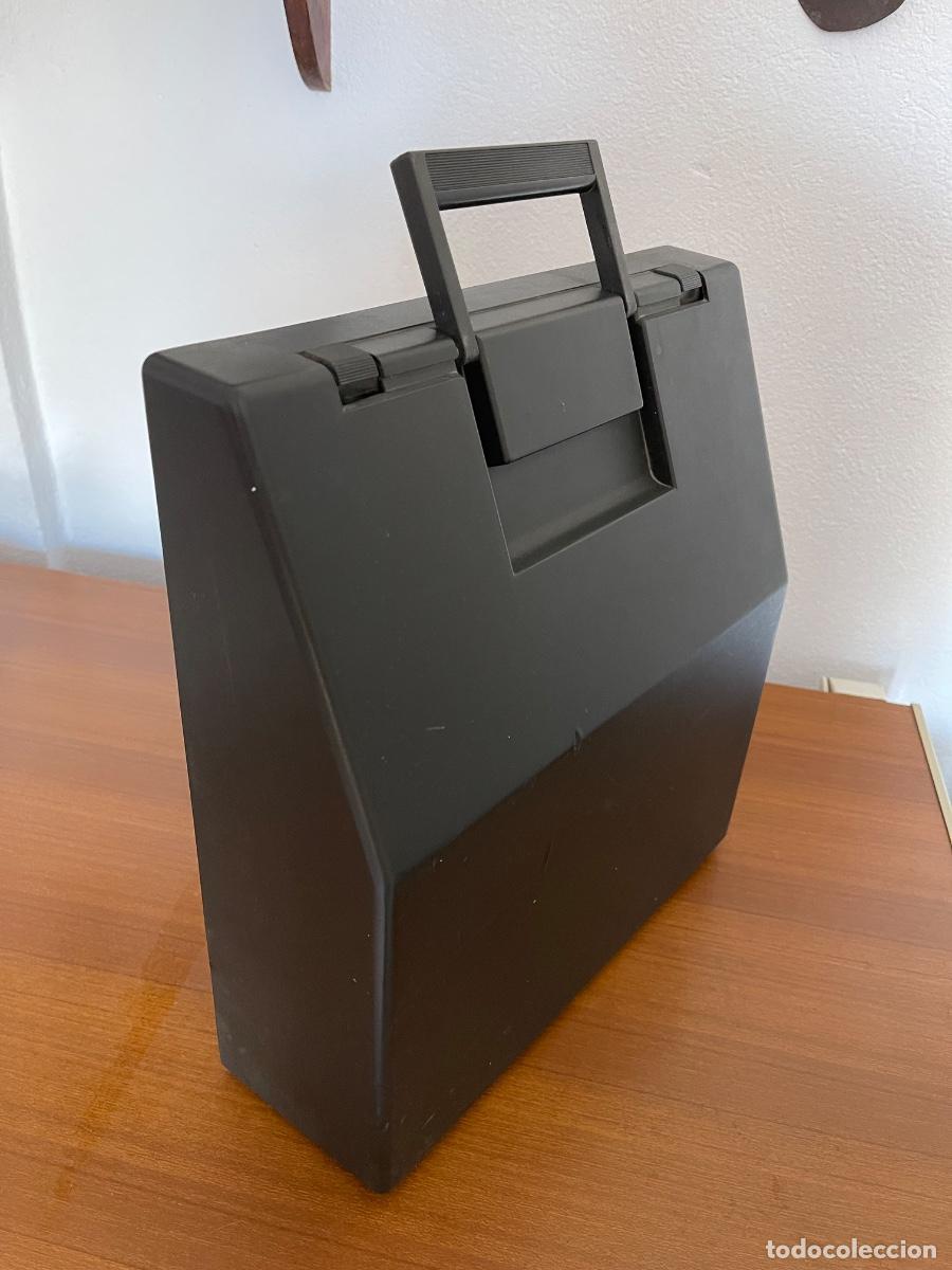 Antig&uuml;edades: M&aacute;quina de escrivir Olivetti Lettera 42 - Foto 4