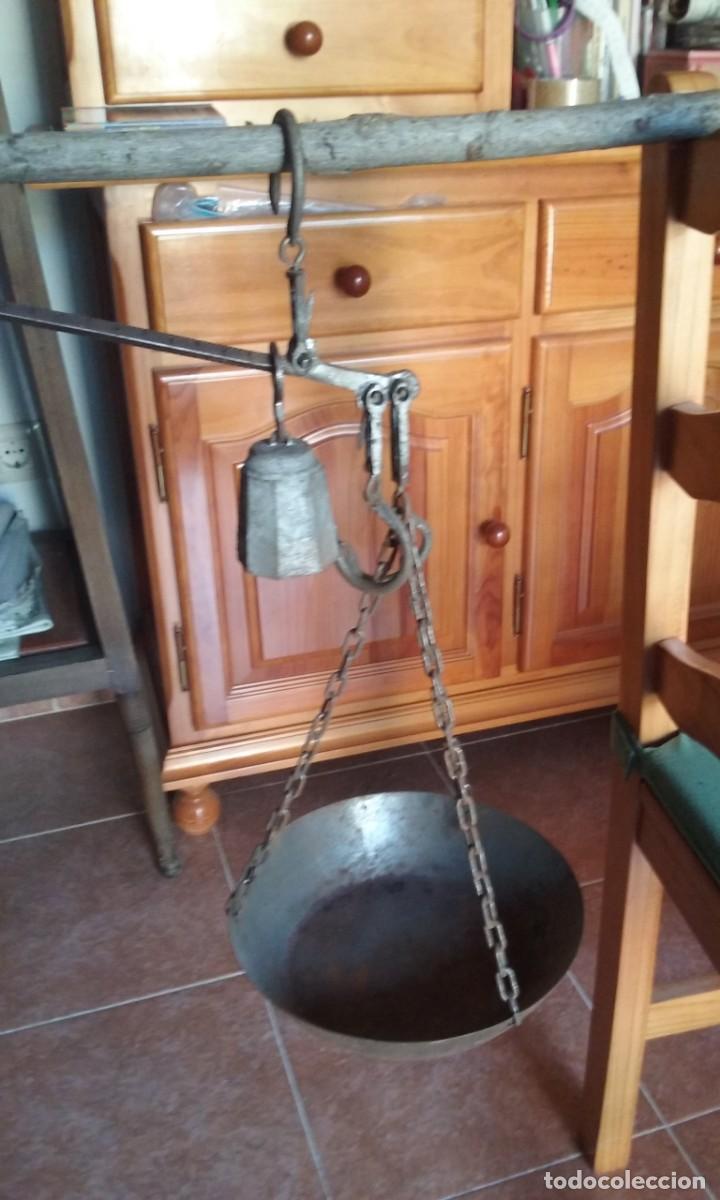 Antiquit&auml;ten: BALANZA ROMANA. DENOMINADA &rdquo;DE HORTELANO&rdquo;.