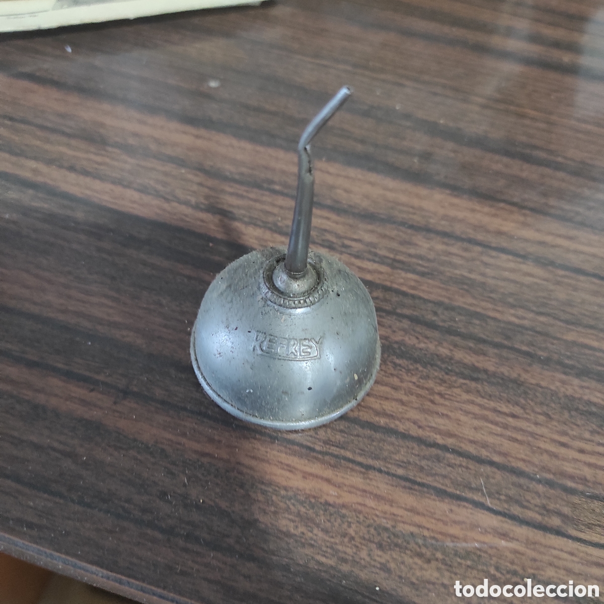 Antig&uuml;edades: M&aacute;quina de Coser REFREY &ndash; Modelo Transforma 427 - Foto 4