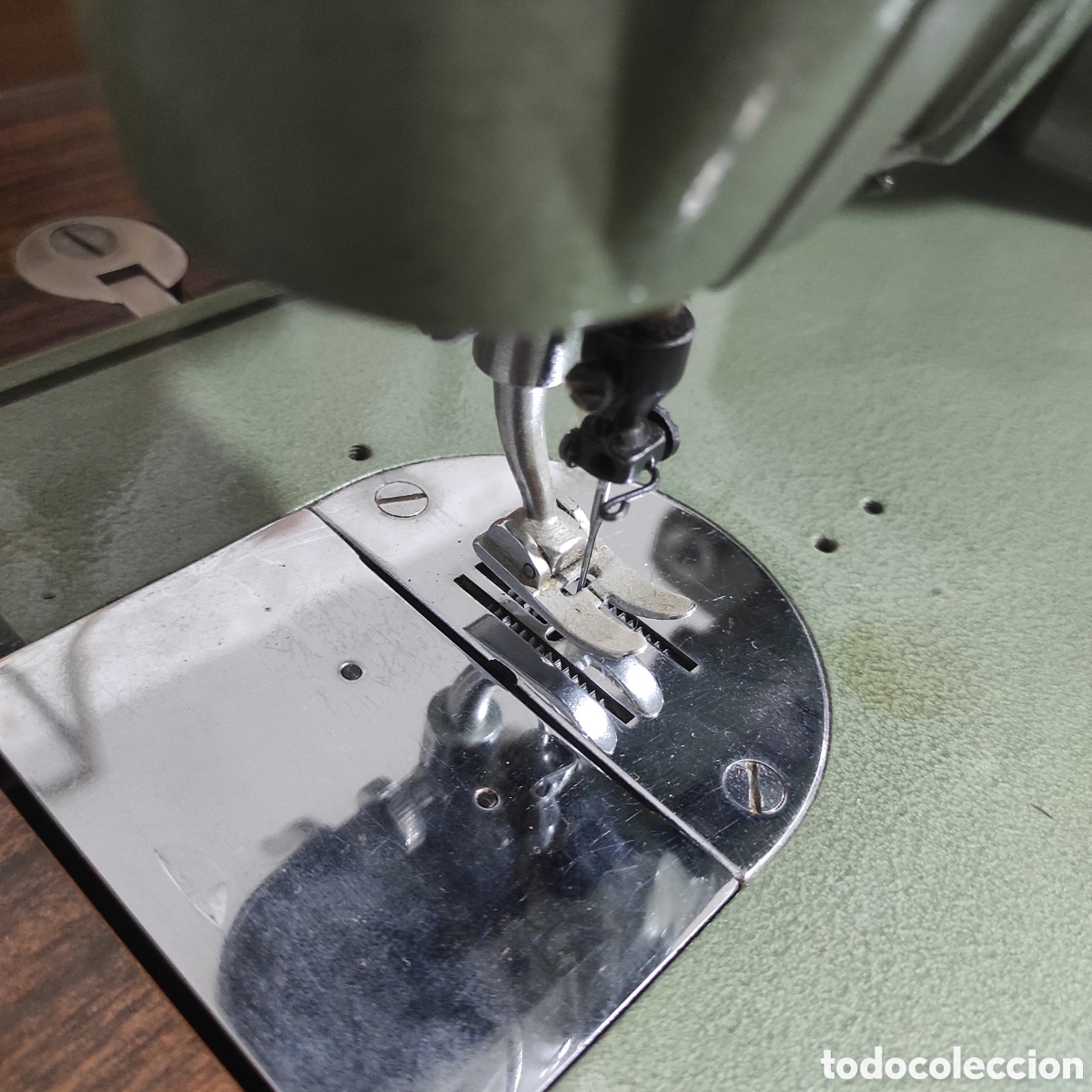 Antig&uuml;edades: M&aacute;quina de Coser REFREY &ndash; Modelo Transforma 427 - Foto 11
