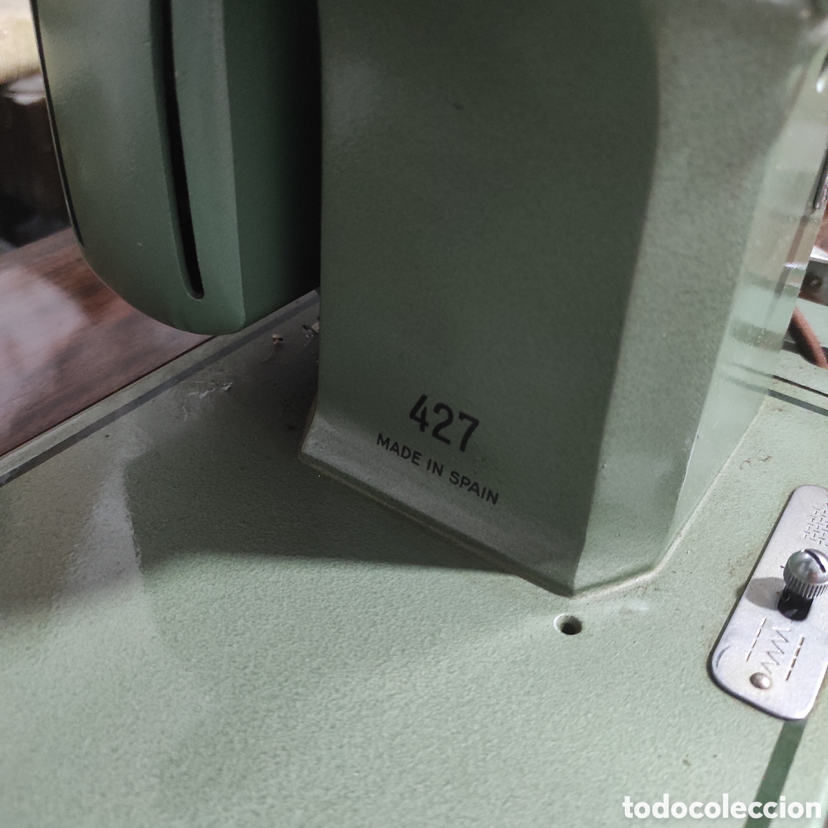 Antig&uuml;edades: M&aacute;quina de Coser REFREY &ndash; Modelo Transforma 427 - Foto 13