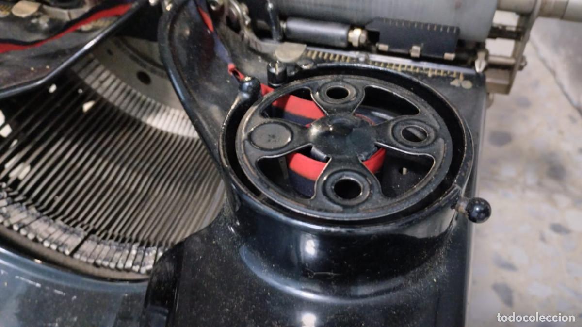 Antig&uuml;edades: M&aacute;quina de escribir Royal 10 - Foto 13