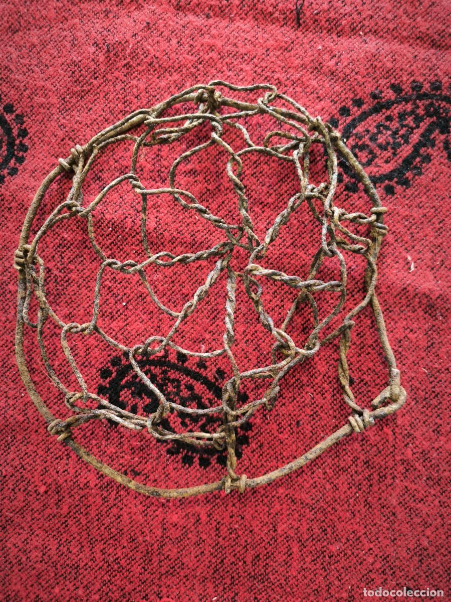 Antig&uuml;edades: Antigua Cesta De Hierro Trenzado R&uacute;stica Decoraci&oacute;n Vintage Artesanal 24 Cm