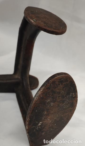 Antig&uuml;edades: YUNQUE DE ZAPATERO CAETANO - Foto 3