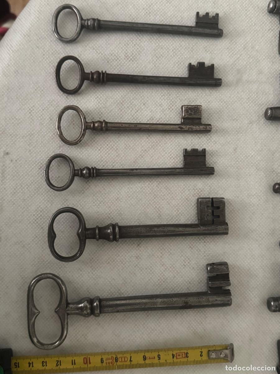 Antig&uuml;edades: Lote 6 llaves muy antiguas aprox 12 cm