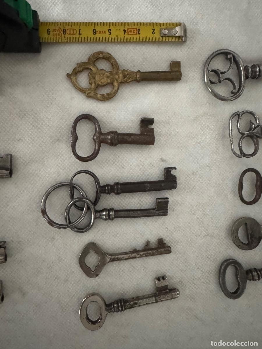 Antig&uuml;edades: Lote 6 llaves muy antiguas aprox 8 cm