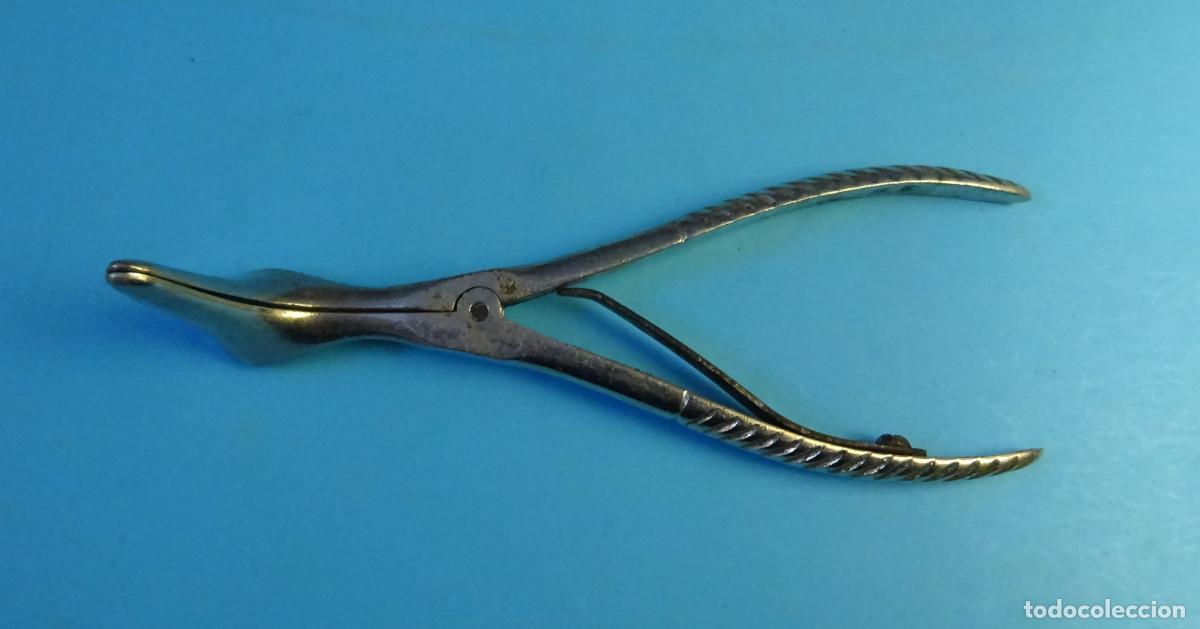 Antig&uuml;edades: ESP&Eacute;CULO NASAL. INSTRUMENTAL M&Eacute;DICO. LONGITUD 14 CM