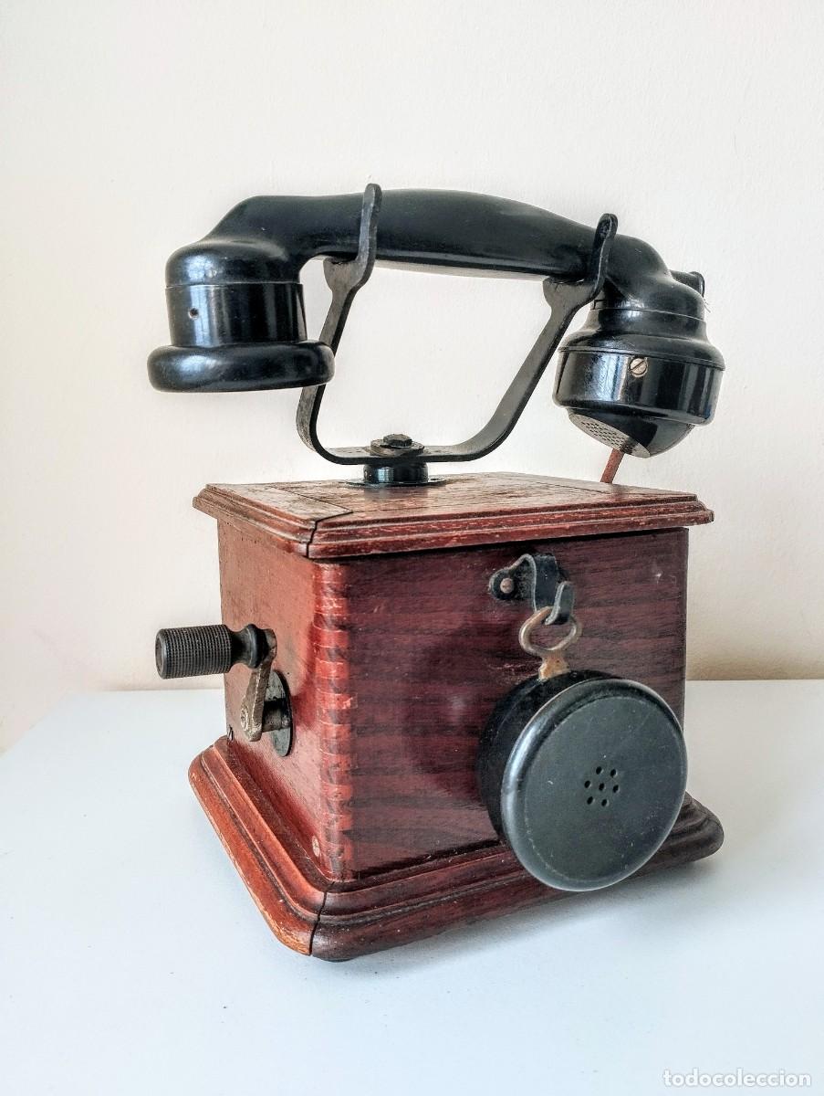 Tel&eacute;fonos: Tel&eacute;fono antiguo de madera. Modelo 1910