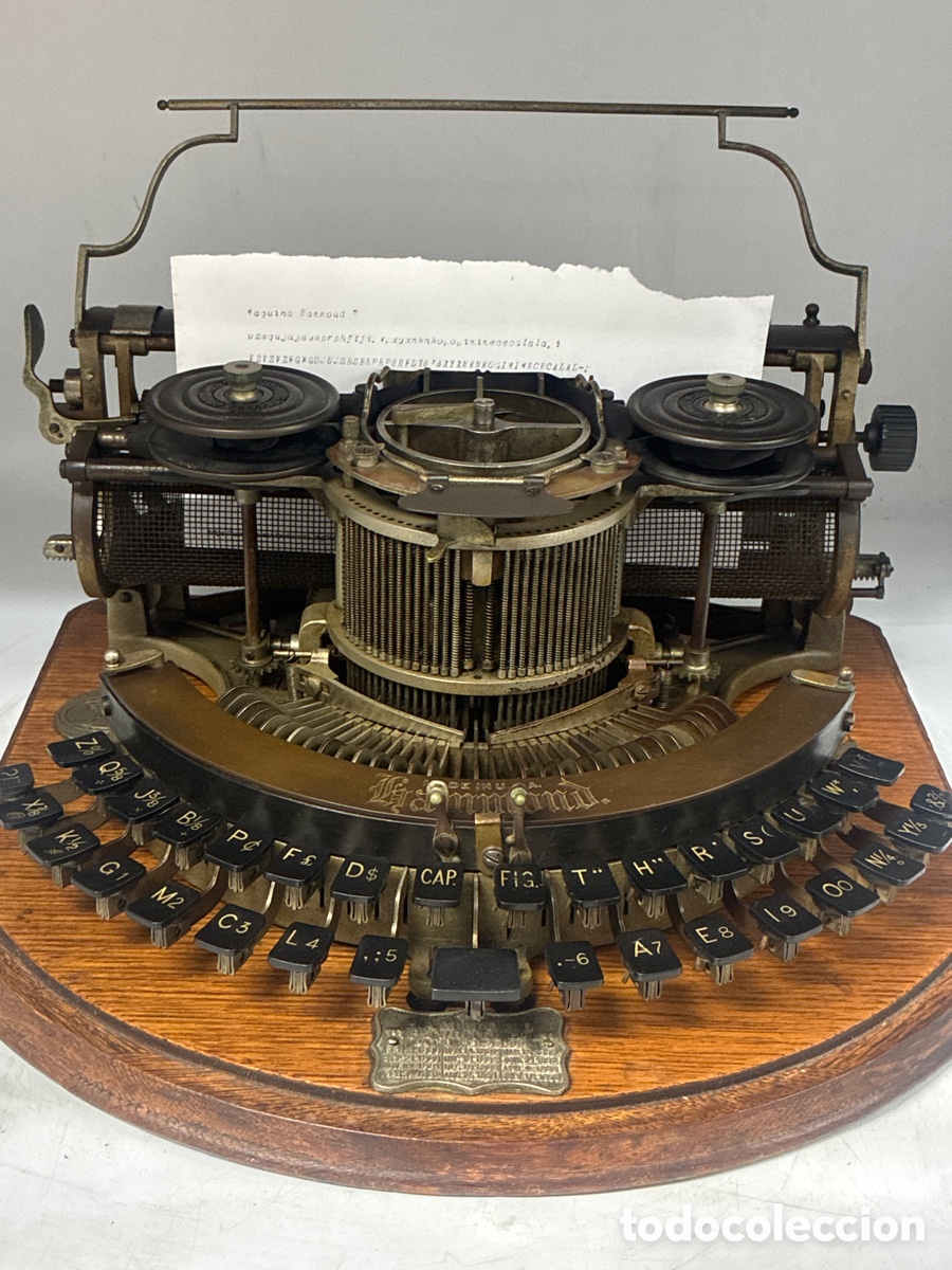 Antig&uuml;edades: M&aacute;quina de escribir Hammond n&uacute;mero 2.
