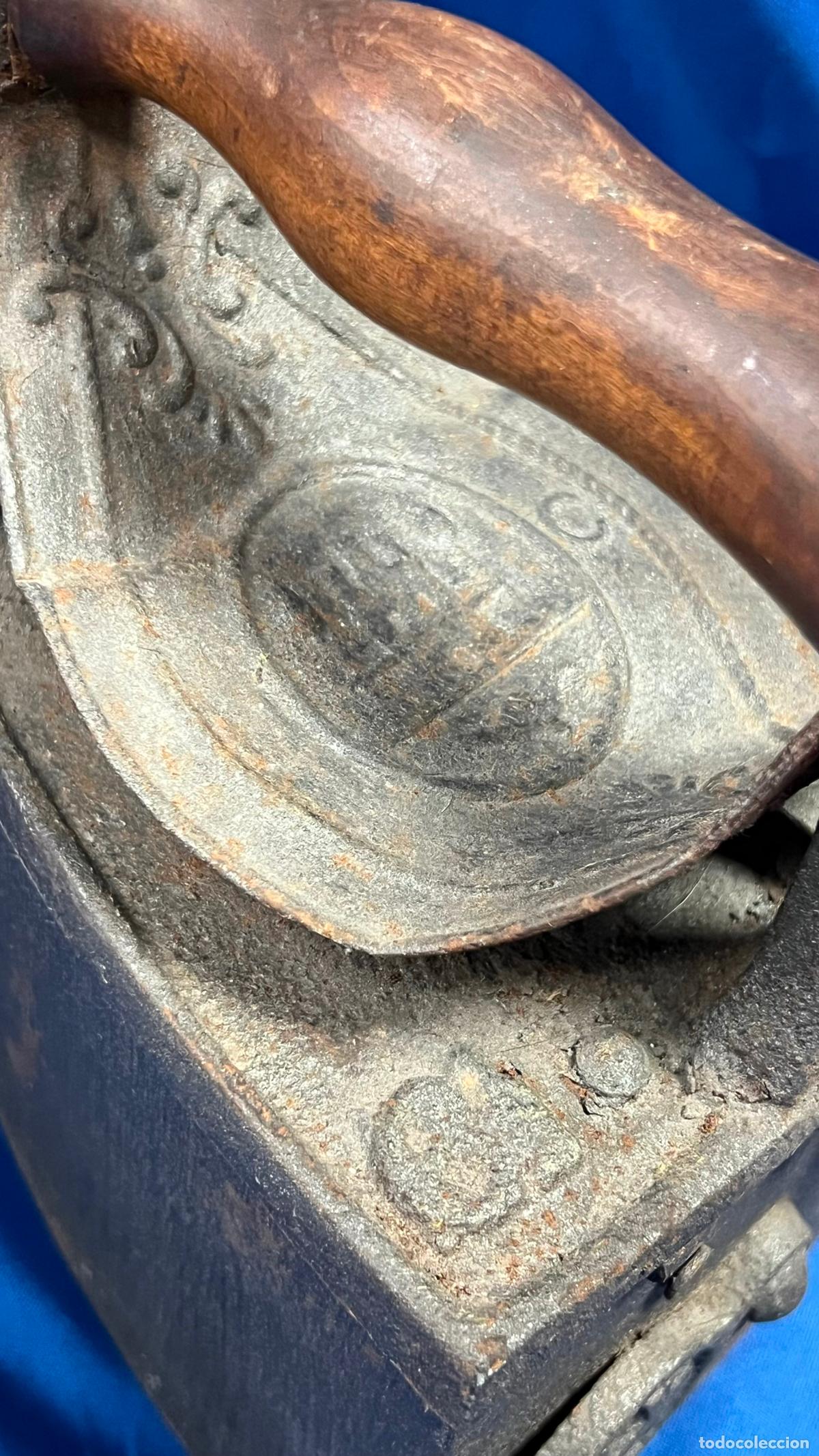 Antig&uuml;edades: ANTIGUA PLANCHA CARBON - Foto 4