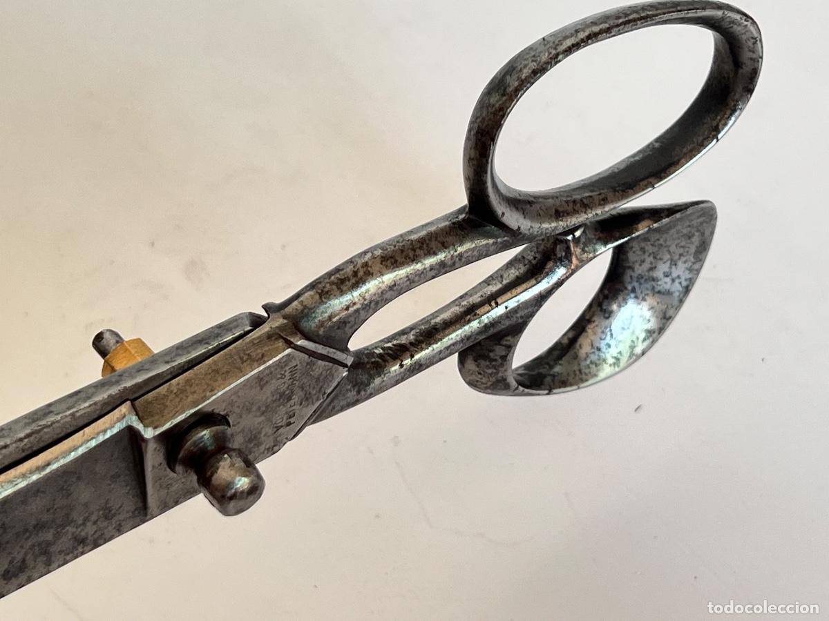 Antig&uuml;edades: Tijeras de sastre 22 cm con marca - Foto 4